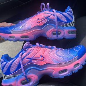 Nike Air Max Plus Blue/Pink Gradient Fade